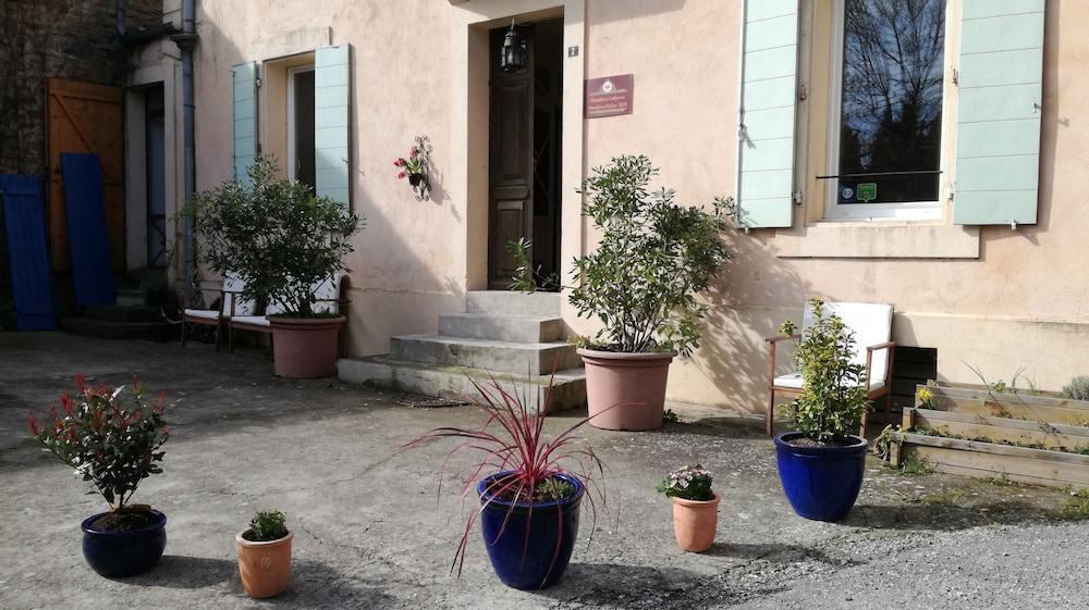 Pet Friendly Les Chambres Cathares BNB