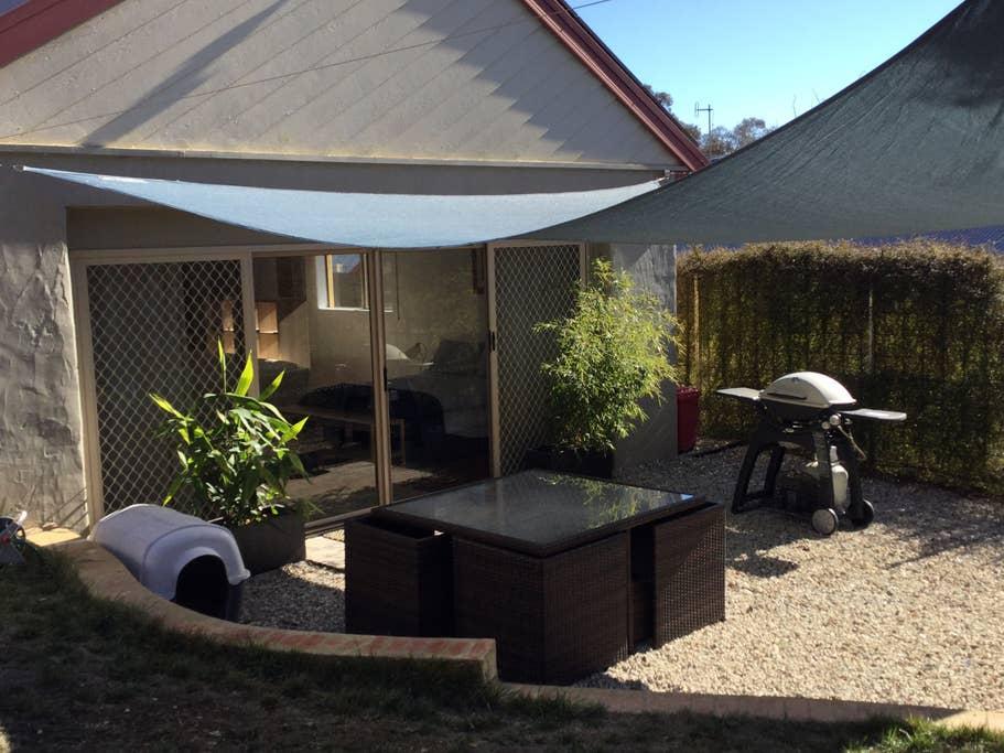 Queanbeyan Airbnb Rentals Pet Policy