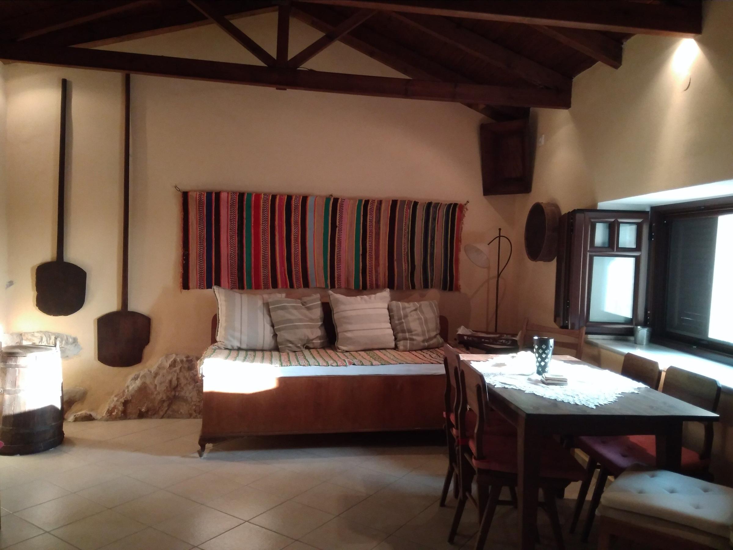 Pet Friendly Traditional 2BR Stone Cottage in Exochori