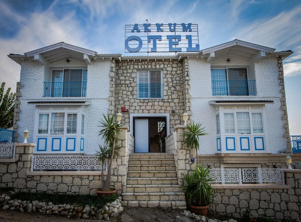 Pet Friendly Akkum Hotel