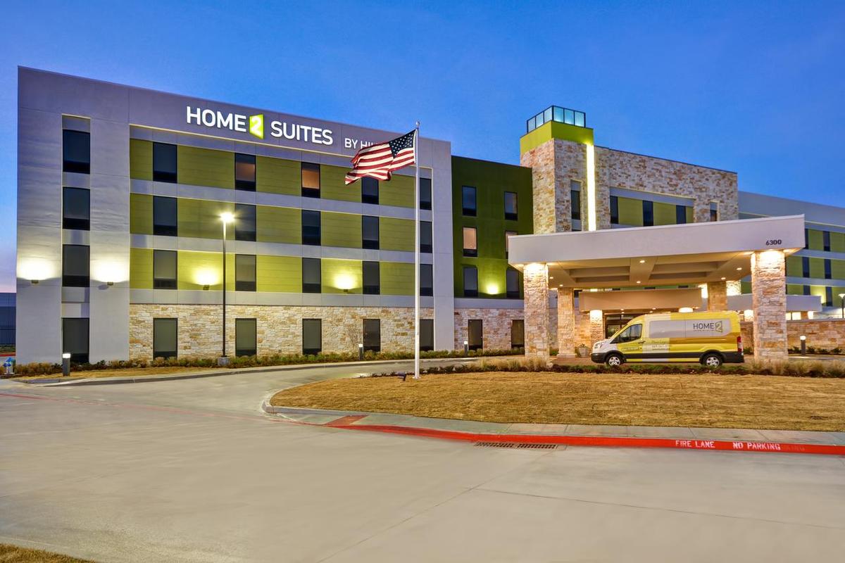 Home2 Suites by Hilton Plano Legacy West Pet Policy