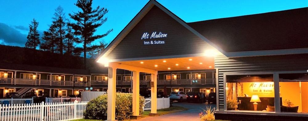Pet Friendly Mt Madison Inn & Suites