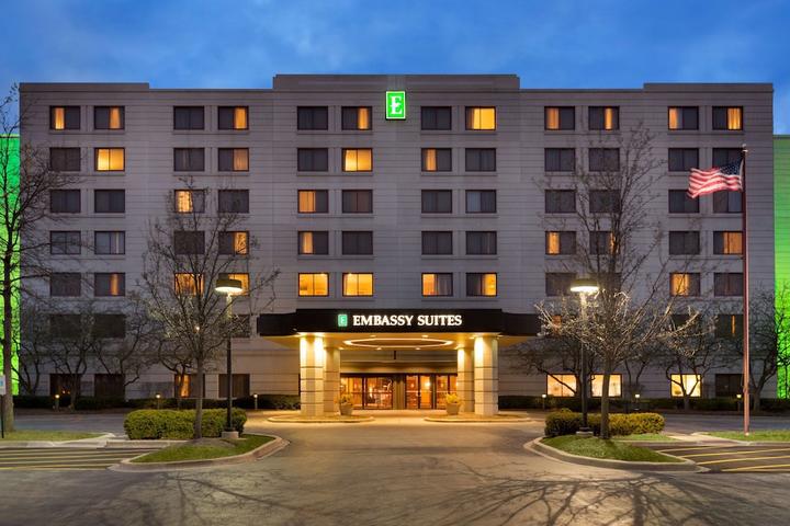 Pet Friendly Embassy Suites by Hilton Chicago North Shore Deerfield