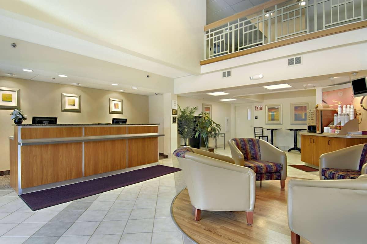 Red Roof Inn San Antonio SeaWorld Pet Policy