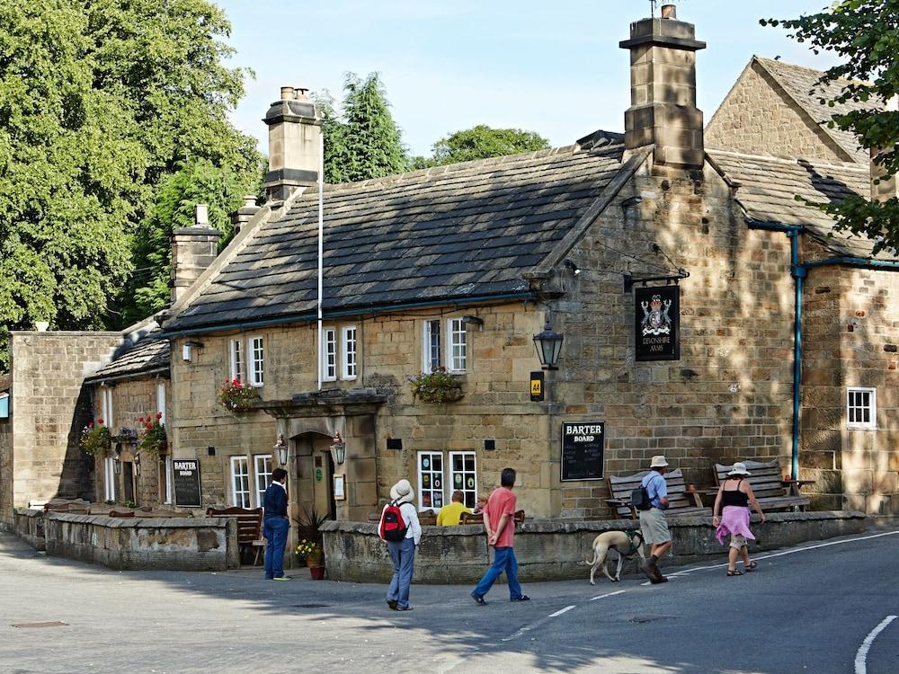 Pet Friendly The Devonshire Arms at Beeley