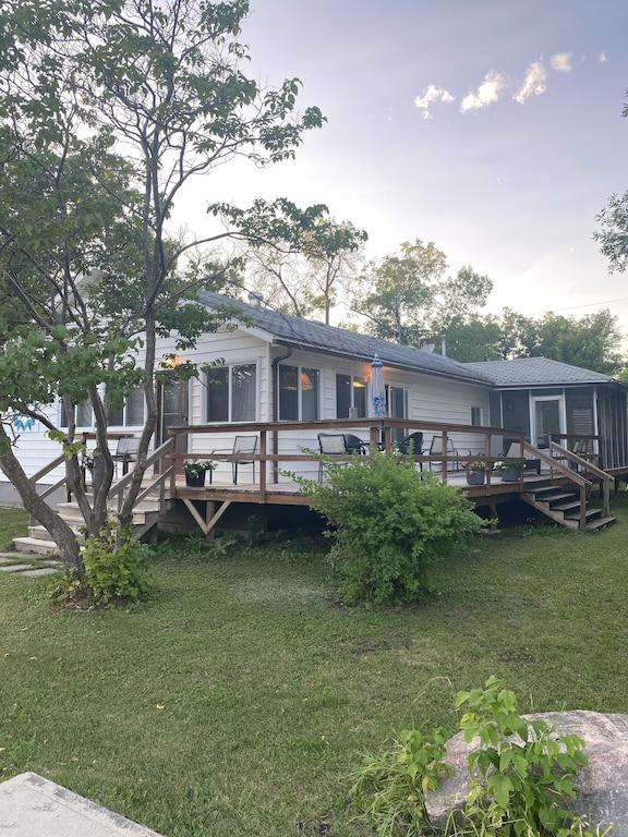 Pet Friendly Vacation Rentals In Winnipeg Beach Mb Bringfido