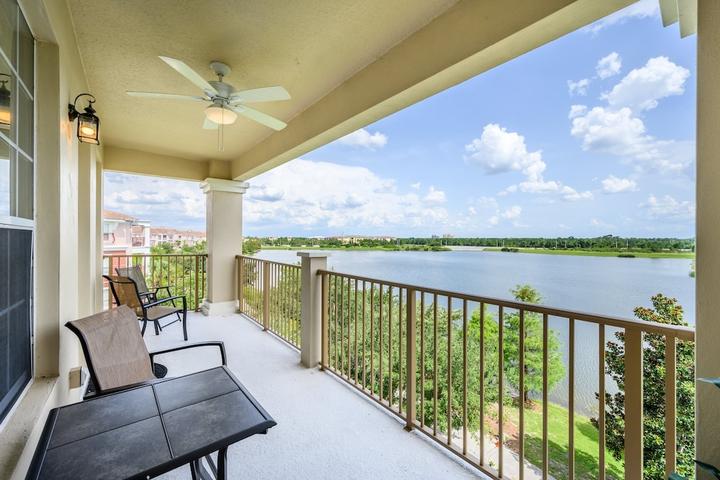 Pet Friendly Tropical Lakeview Condo With Game Room 1014