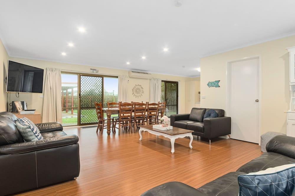 Como Retreat in Rye Pet Policy