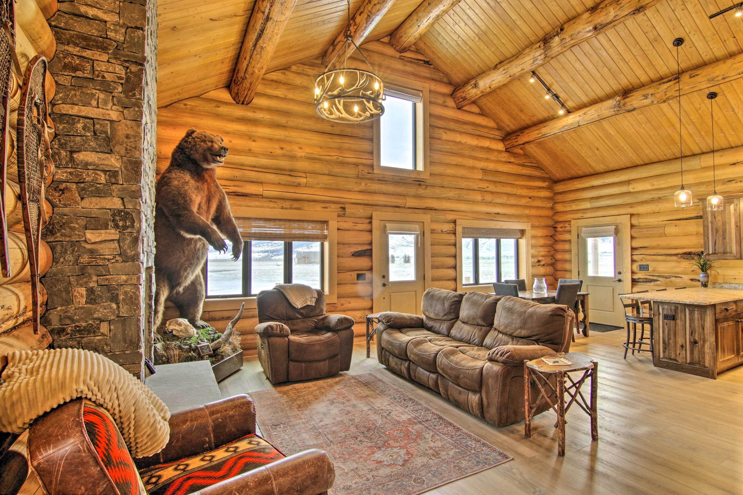 Pet Friendly Cozy Livingston Cabin with Deck & Mountain Views