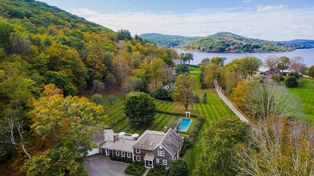 Lake Waramaug Estate Pet Policy