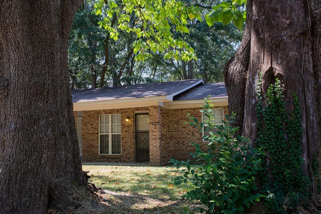 The Catalpa House in Ridgeland Pet Policy