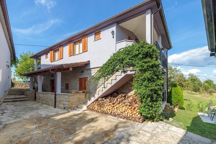 Pet Friendly 1-Bedroom Apartment A2 in Central Istria