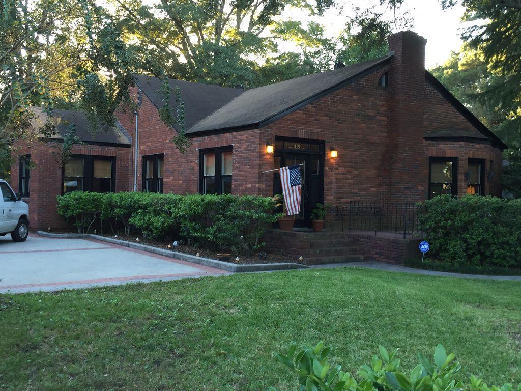 Charleston Bungalow Pet Policy