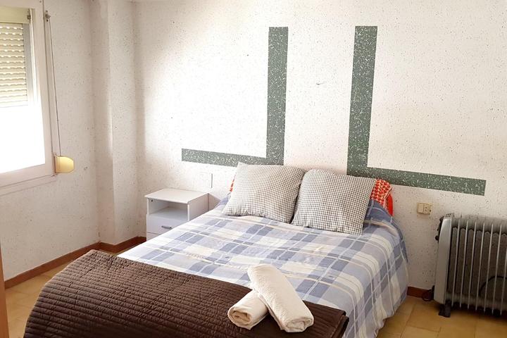 Pet Friendly Apartment with 3 Bedrooms in L'Ametlla de Merola