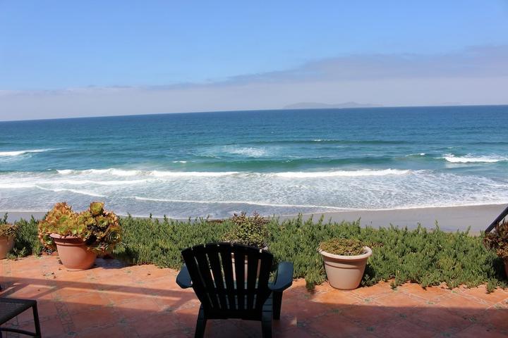 Pet Friendly 4BR Oceanfront Home With Private Courtyard