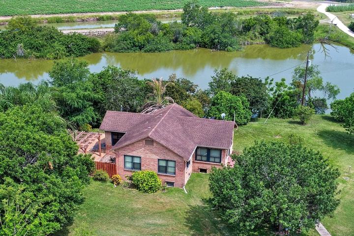 Pet Friendly Secluded 2BR San Benito Home With Pond View