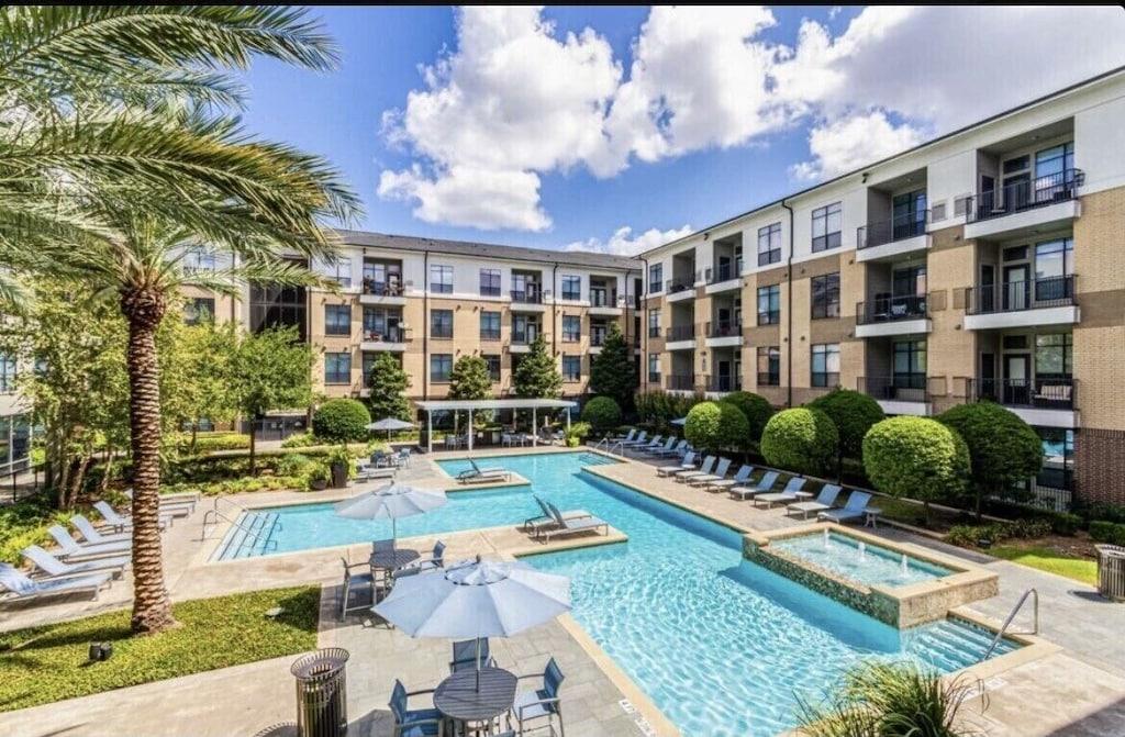 Houston Galleria Memorial Luxury Apartment Pet Policy