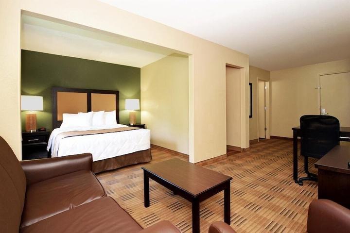 Pet Friendly Extended Stay America Suites Akron Copley West