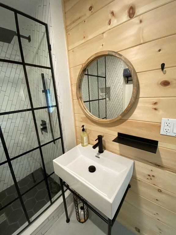 Martin Van Buren Lake Cottage IIII Pet Policy