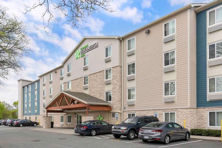 Pet Friendly Extended Stay America Suites - Providence