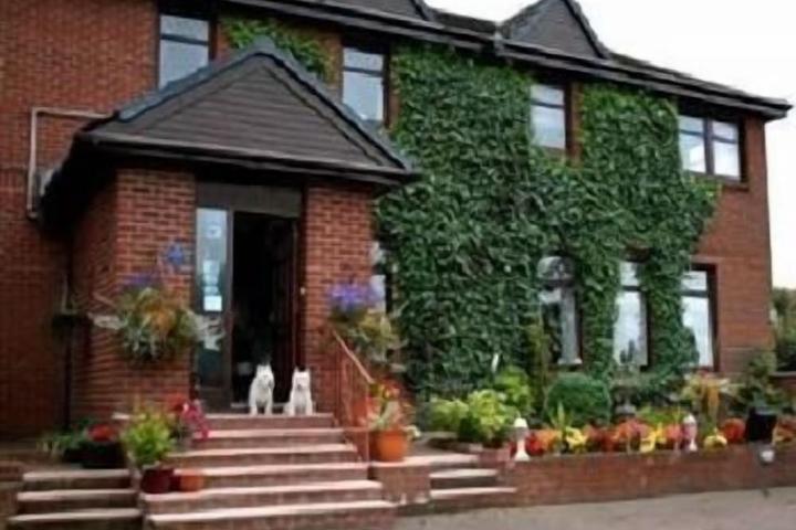 Pet Friendly Herdshill Guest House