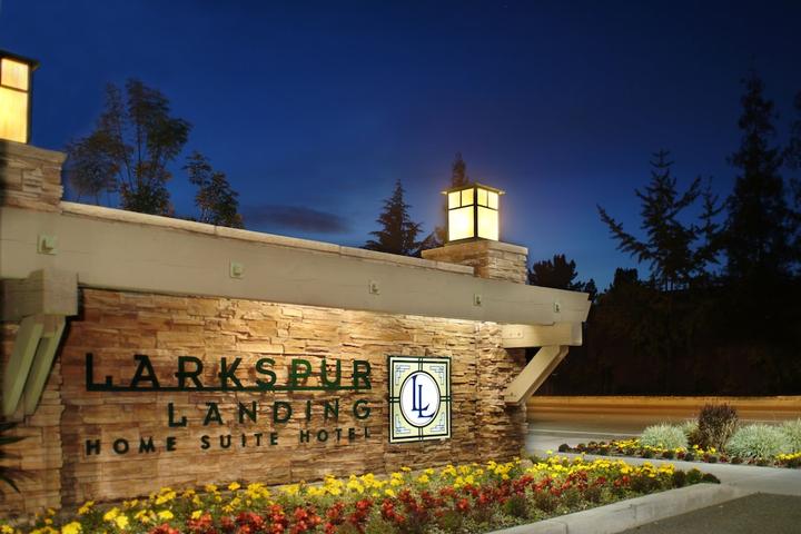 Pet Friendly Larkspur Landing Campbell - An All-Suite Hotel