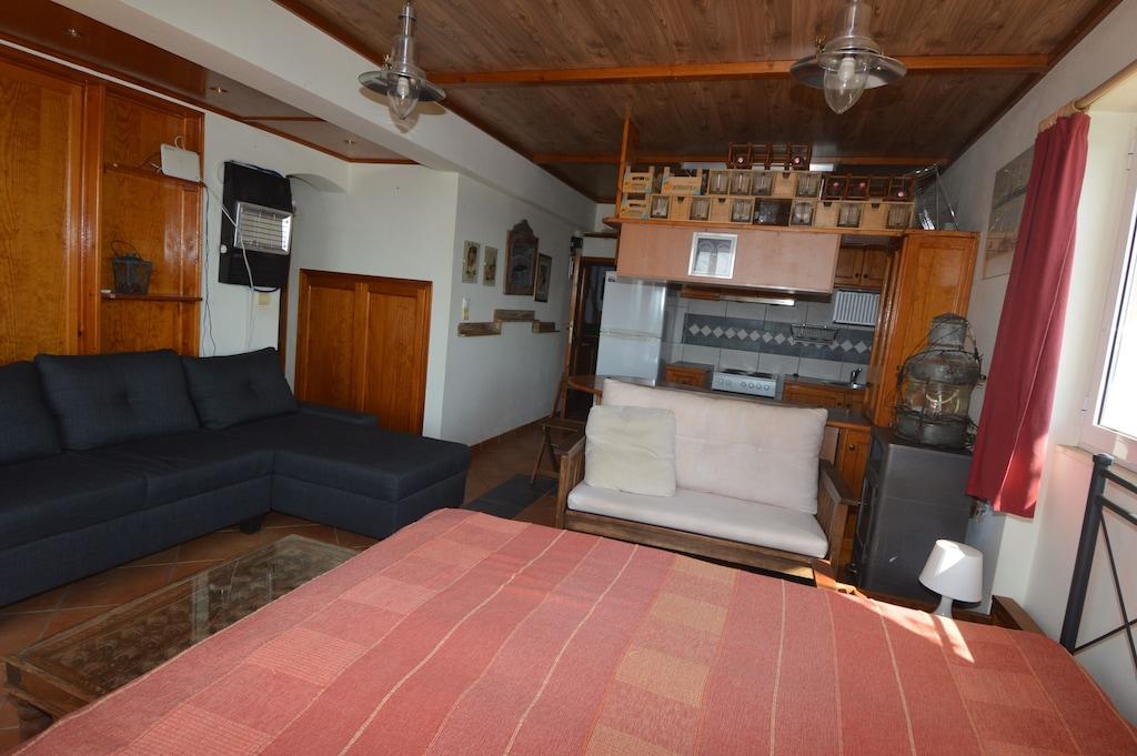 Dream Your Myth 1hr from Athens in Evia Pet Policy