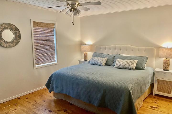 Pet Friendly Fort Morgan Bay Front House