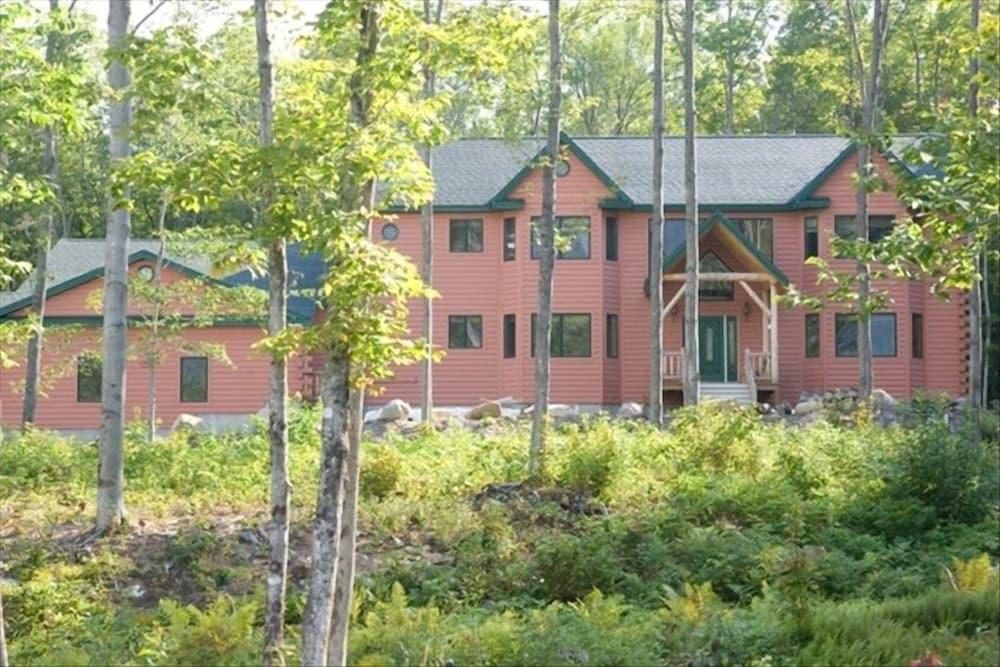 Hotels in the White Mountains, Gorham