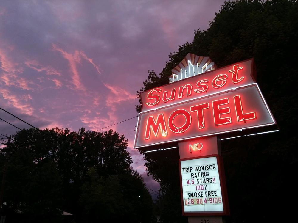 Pet Friendly Hotels In Brevard Nc Bringfido