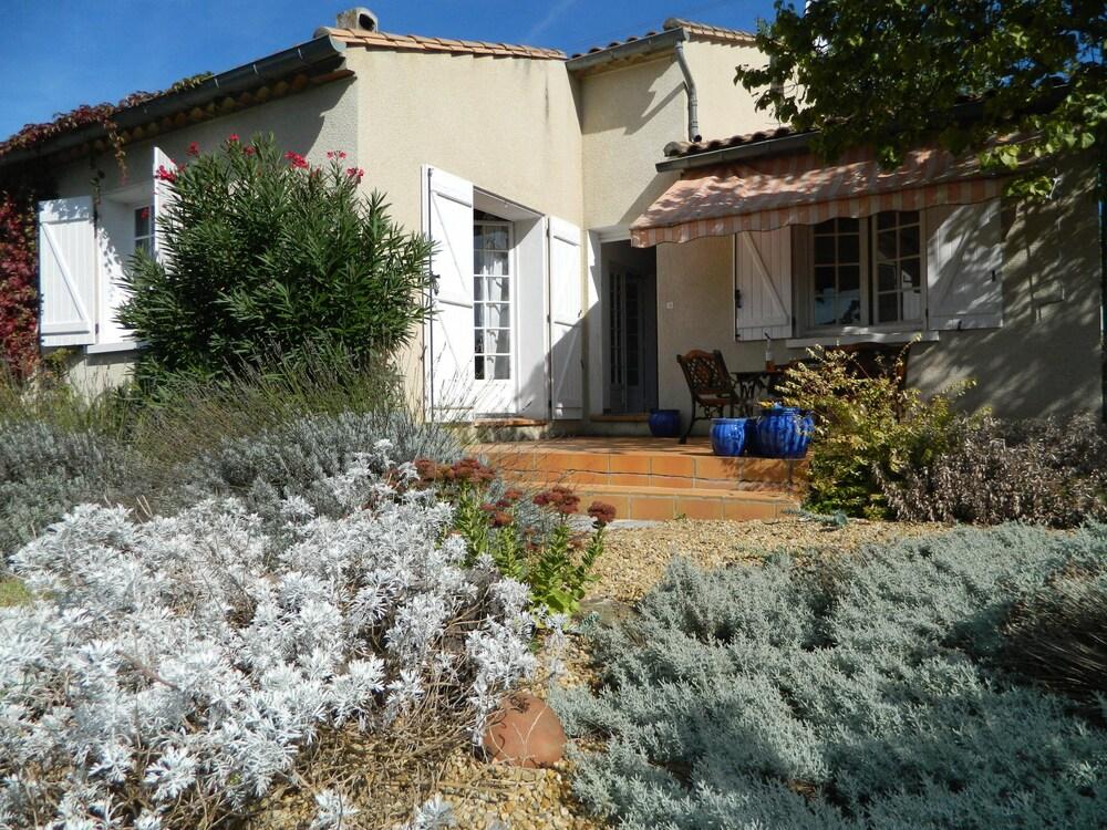 Pet Friendly Les Lauriers in Lively Limoux