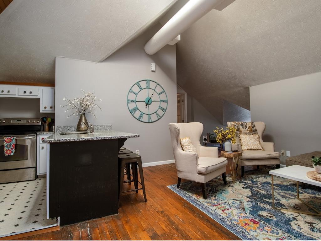 Hillsboro Village Vista Pet Policy