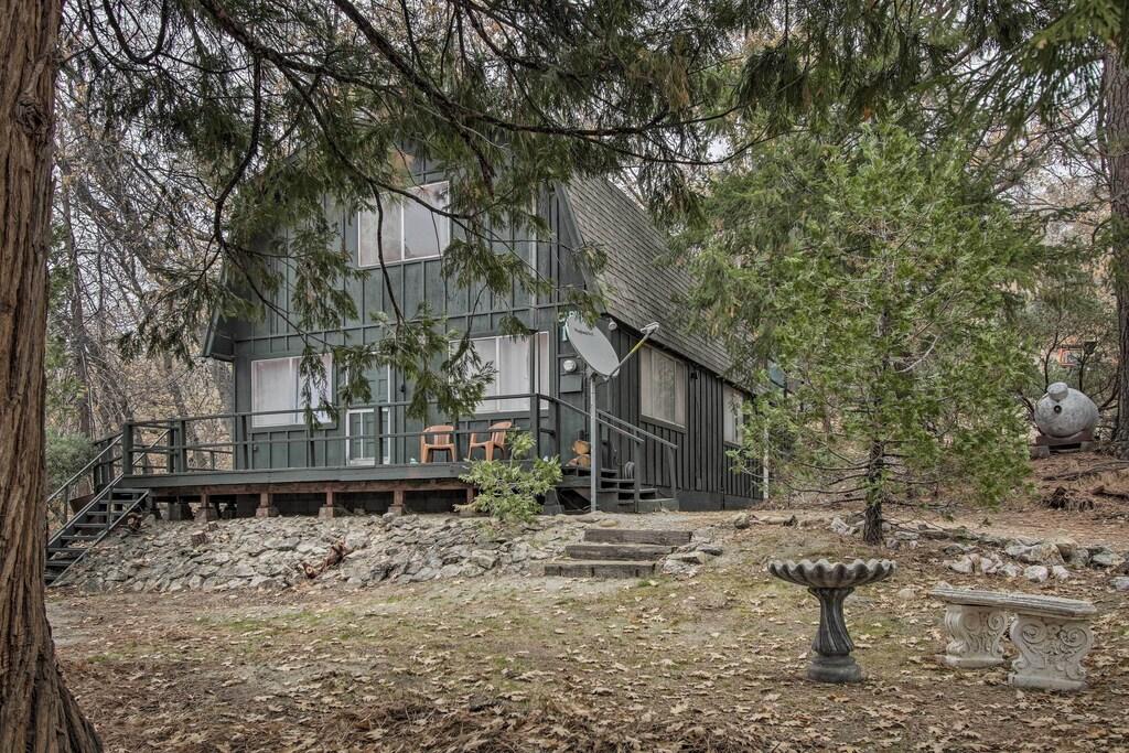 Sequoia National Forest Cabin with Fireplace Pet Policy