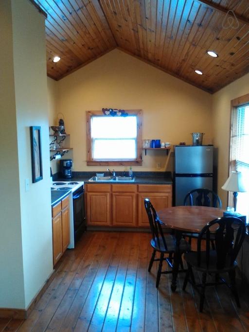 Columbia Airbnb Rentals Pet Policy