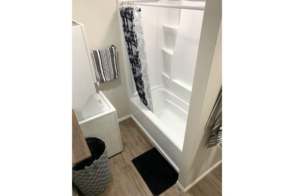 2/1 Parkland House Close to JBLM Pet Policy