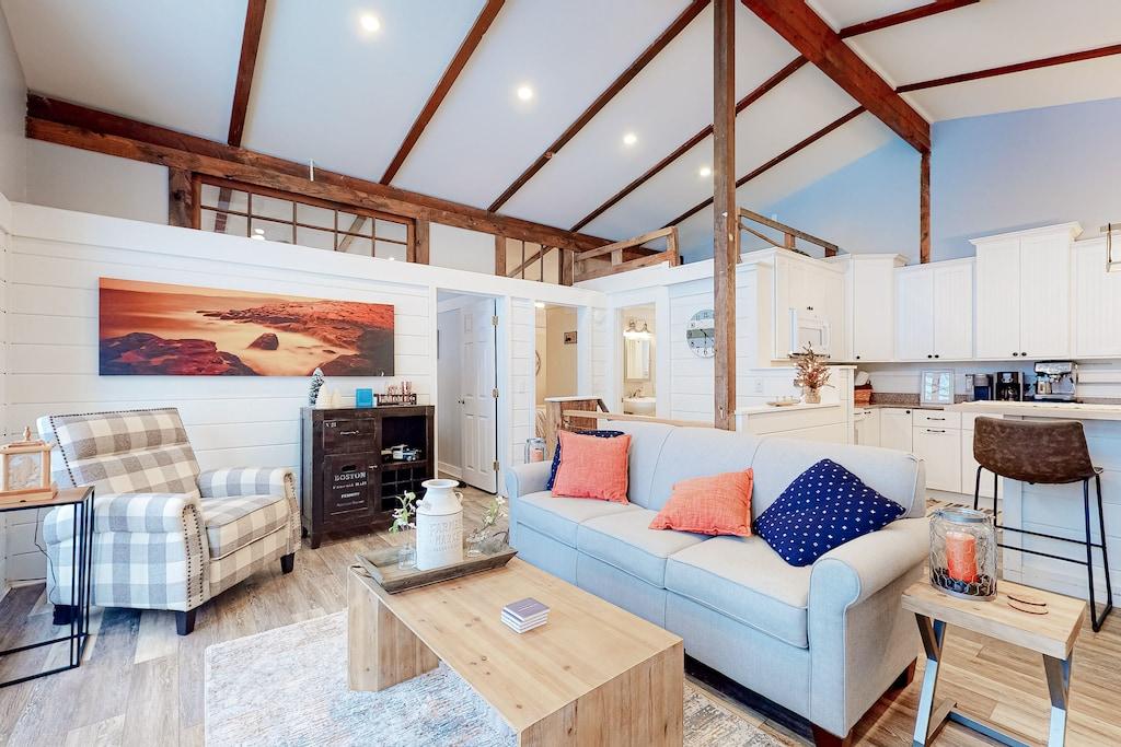 Lakeview Perch Pet Policy