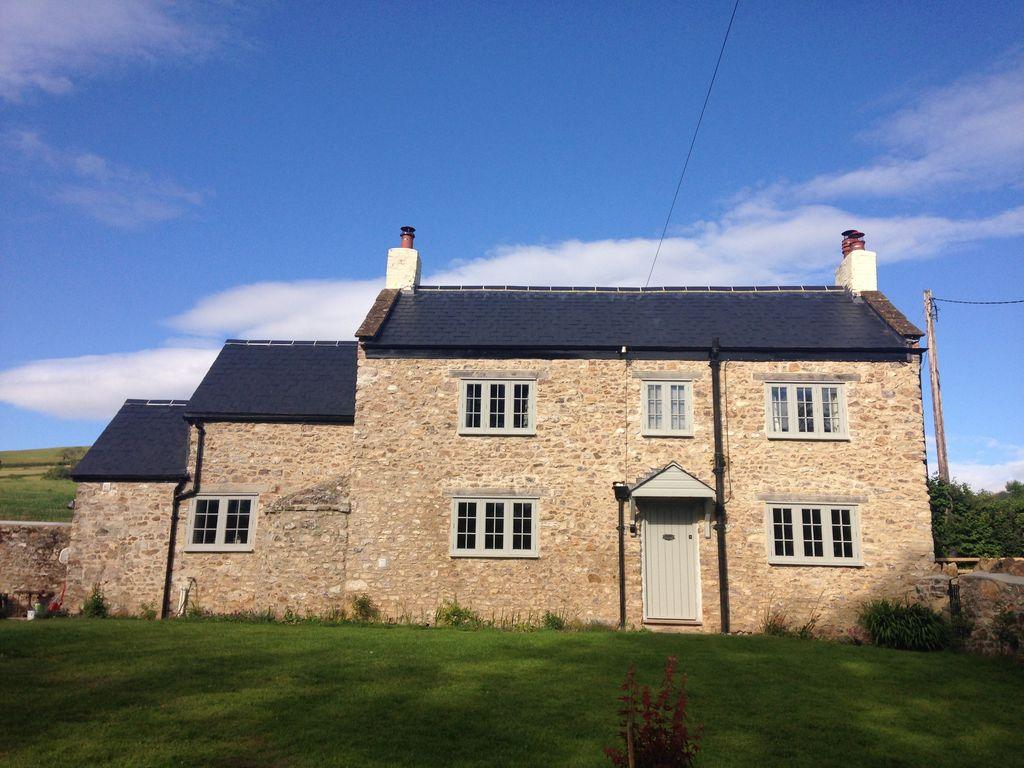 Pet Friendly Hotels In Honiton Uk Bringfido