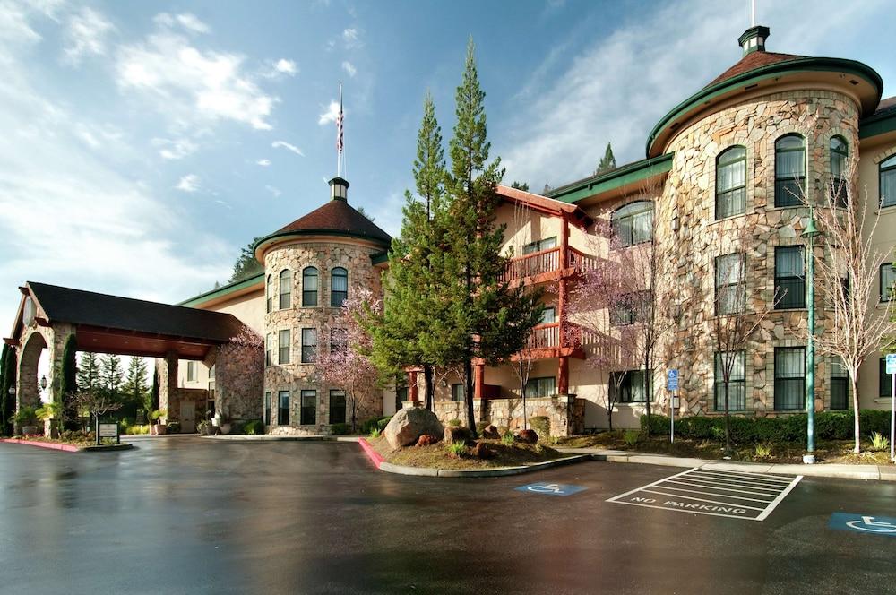 Hilton Santa Cruz Scotts Valley Pet Policy