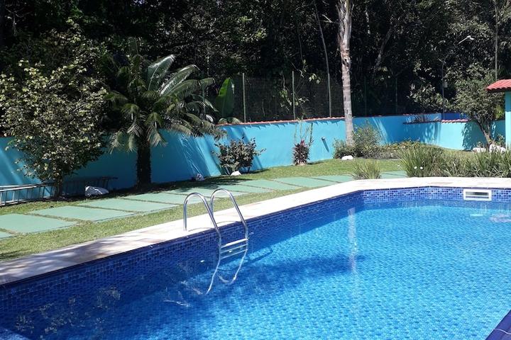 Pet Friendly Tropical Paradise Home with Pool Near Beach