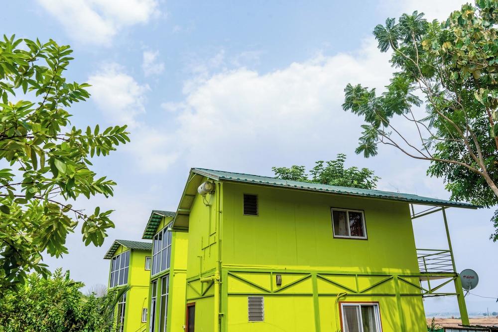 Pet Friendly The Riverine Stay by Rajgauri Farm