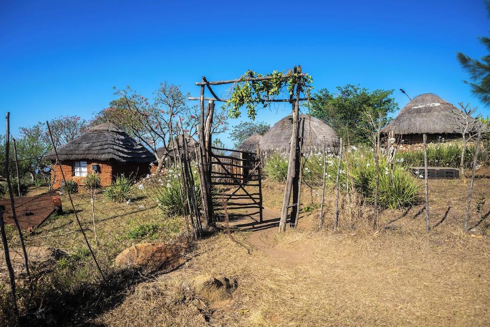 Pet Friendly Swazi Village Home Stay
