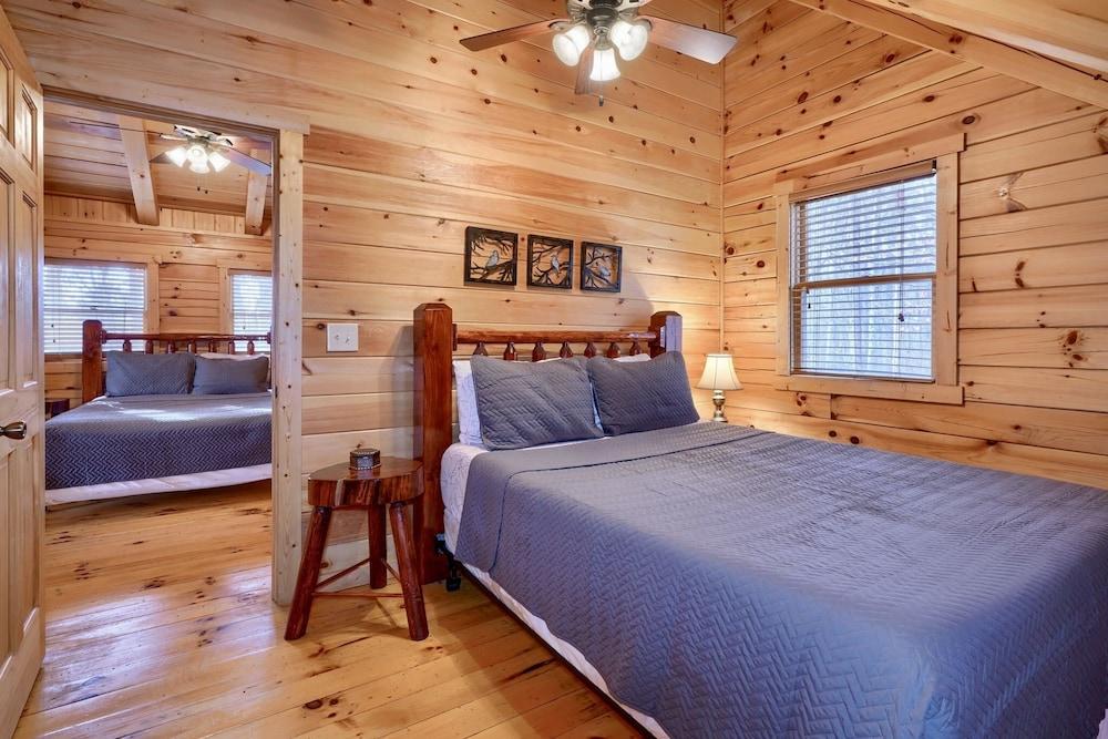 Hickory Hollow Retreat Pet Policy