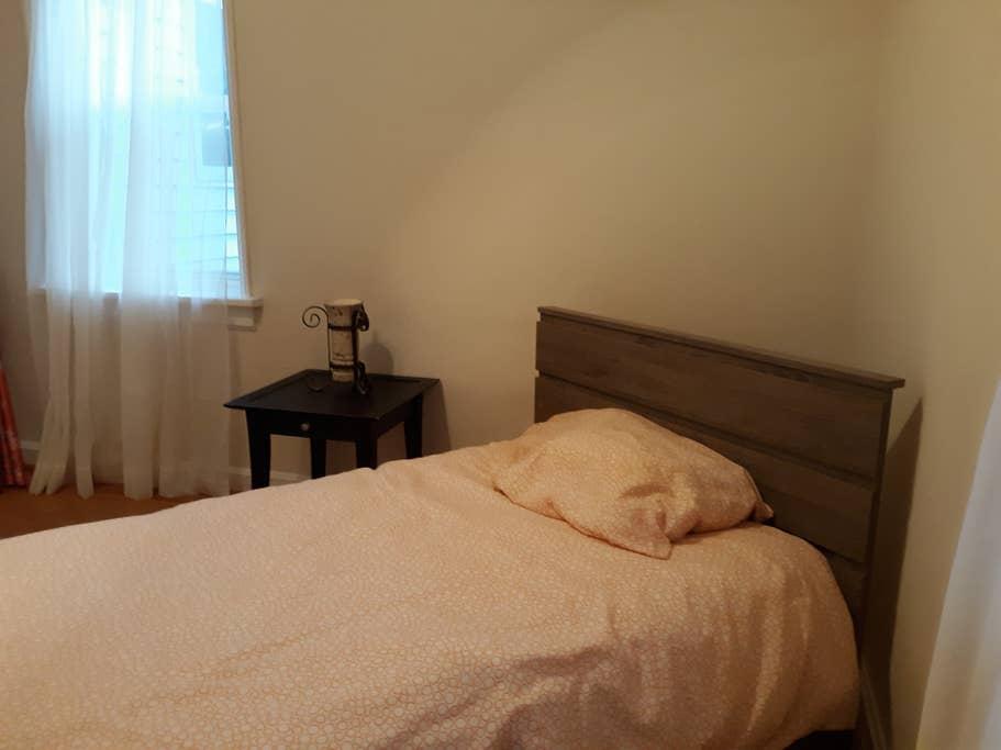Pet Friendly Herculaneum Airbnb Rentals