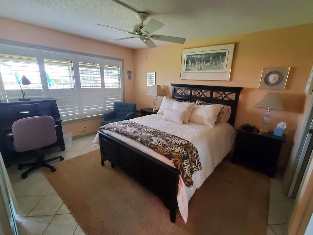 Boca Ciega Bay Condo Pet Policy