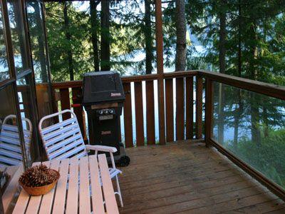 Pet Friendly The Lakeside Cottage