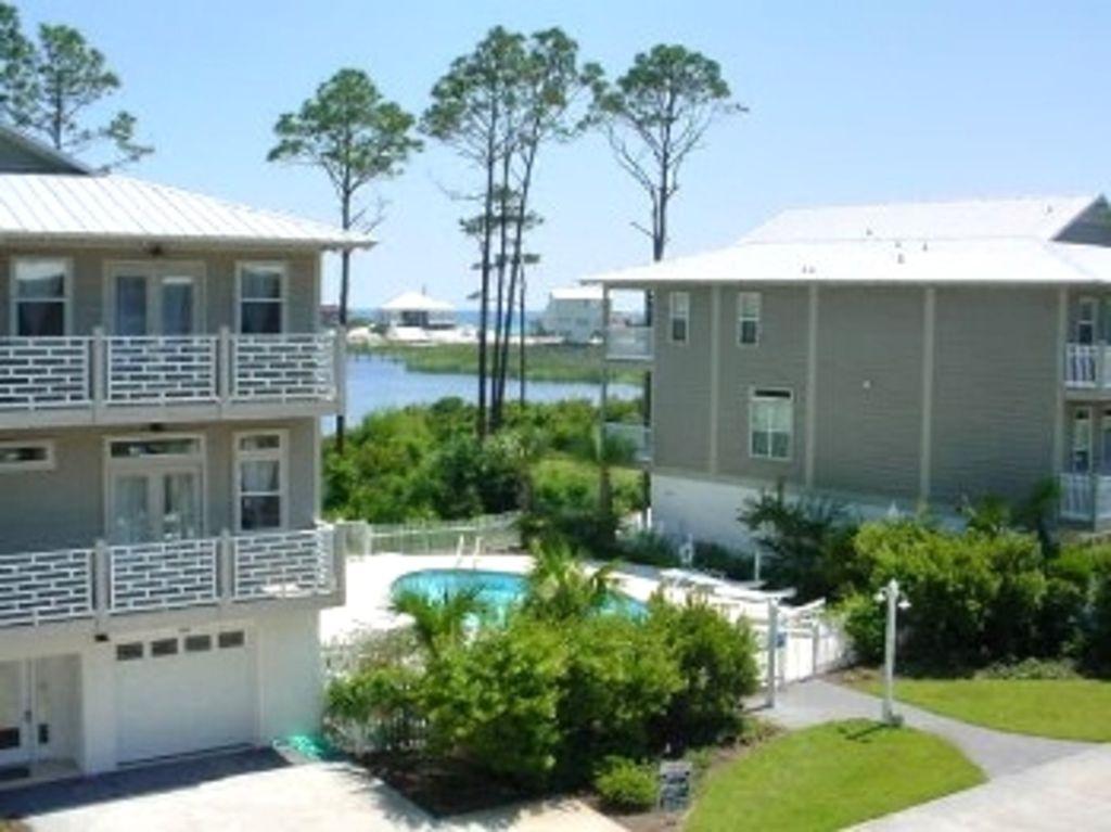 Eglin Air Force Base HomeAway Rentals Pet Policy