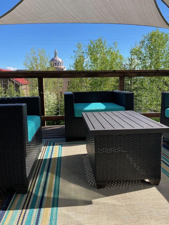 Grain Bin House in the Heart of Philipsburg Pet Policy