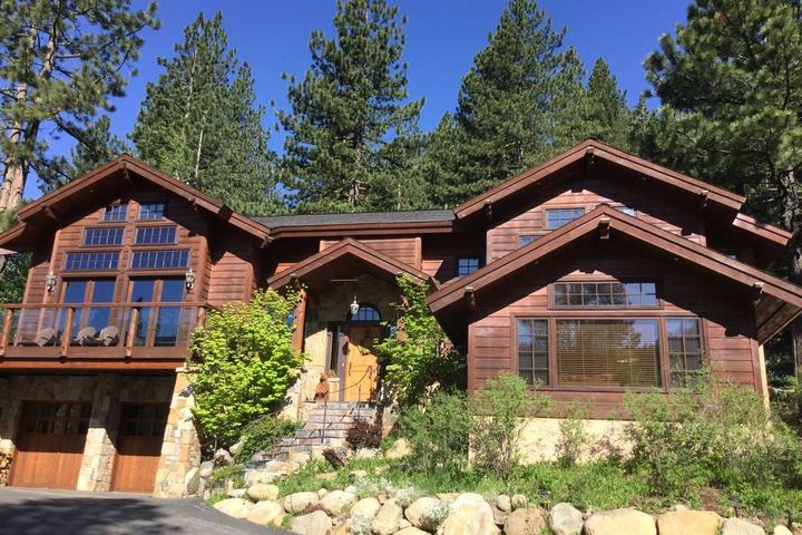 Pet Friendly VRBO Squaw Valley