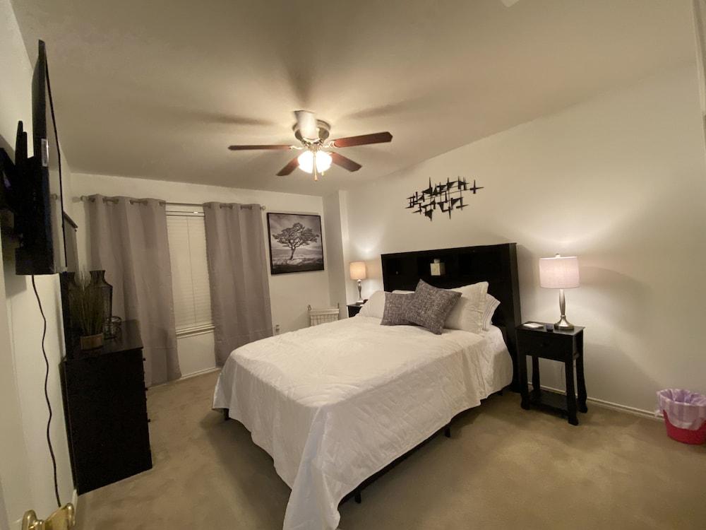 Pet Friendly Hotels in Converse TX BringFido