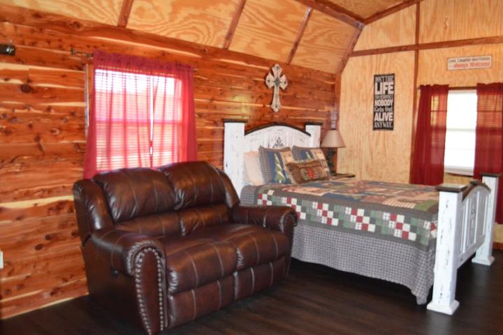 Pet Friendly Rocky Top Winery & Cabins